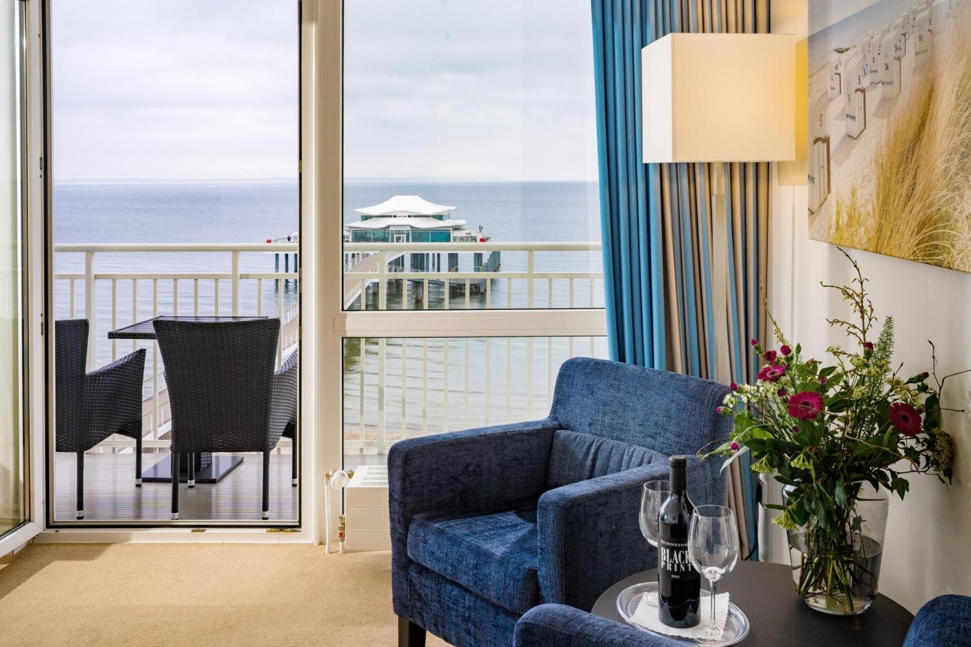 Hotel Bellevue Timmendorfer Strand Ngoại thất bức ảnh